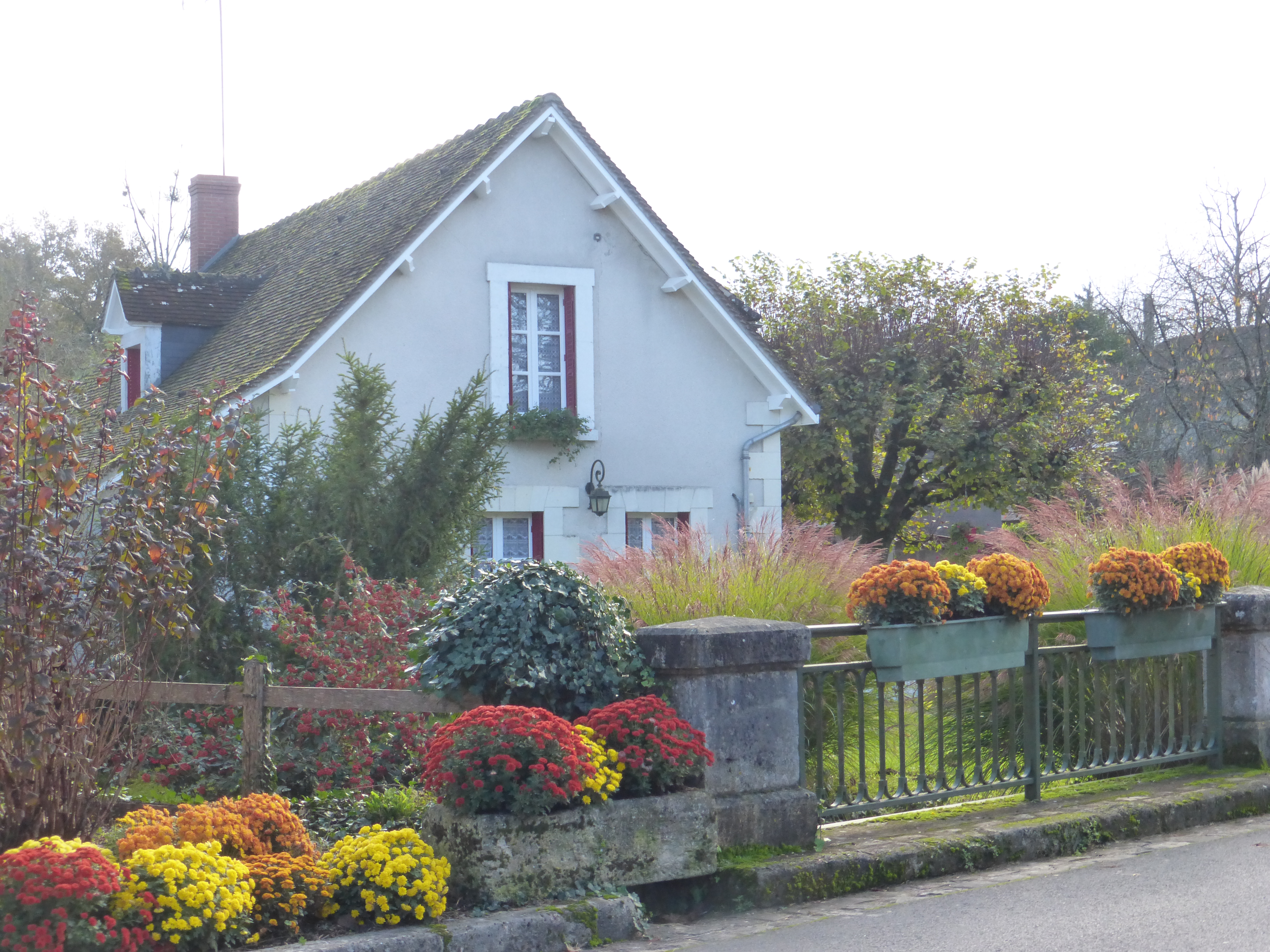 Visite du village fleuri de Veuil, Veuil - photo 6