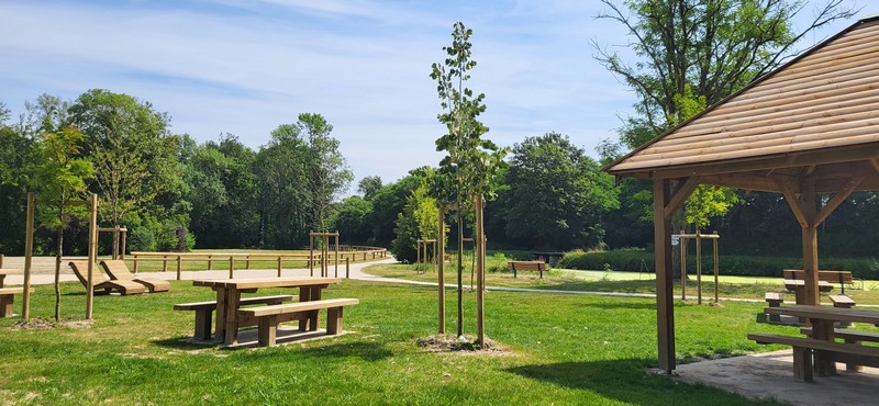 Aire de service du Canal d'Orléans au Tournement de Fay-aux-Loges, Fay-aux-Loges - photo 3
