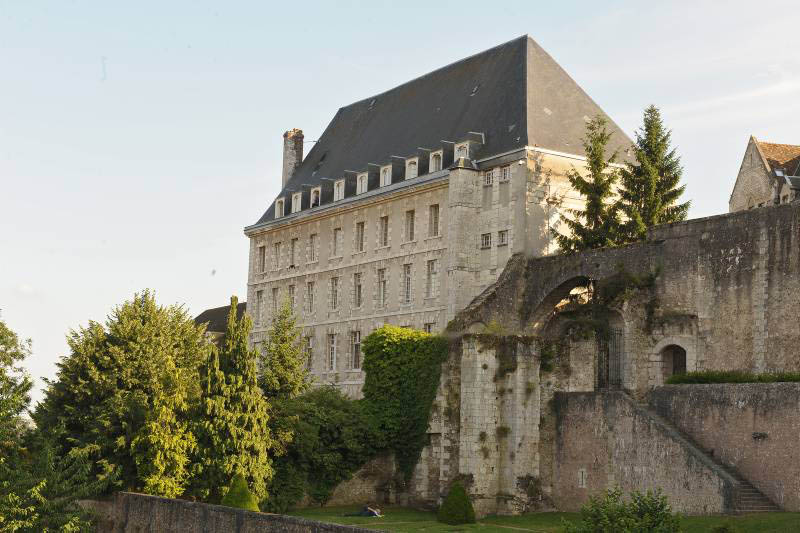 Hotellerie Saint Yves