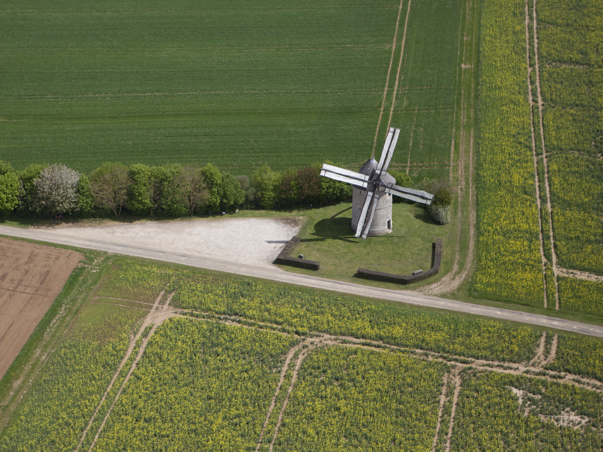 Moulin à vent de Frouville Pensier, Villemaury