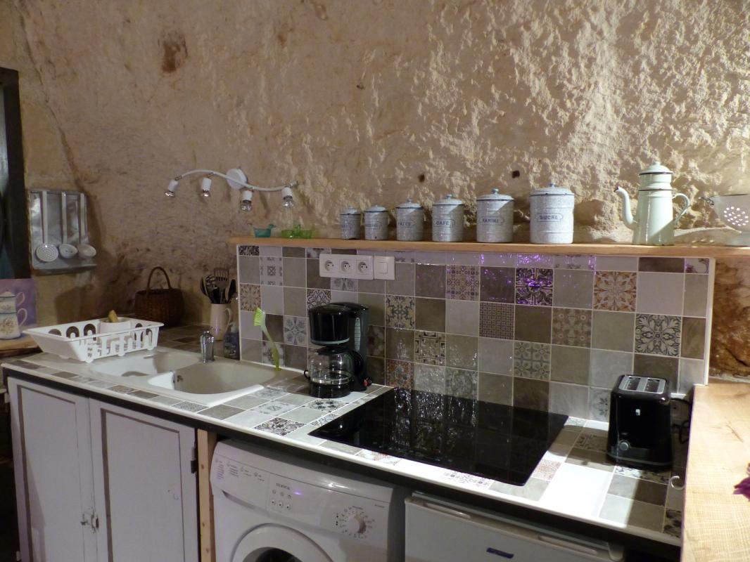 Les Troglogites de la Tourette, Les Roches-l'Évêque - photo 3