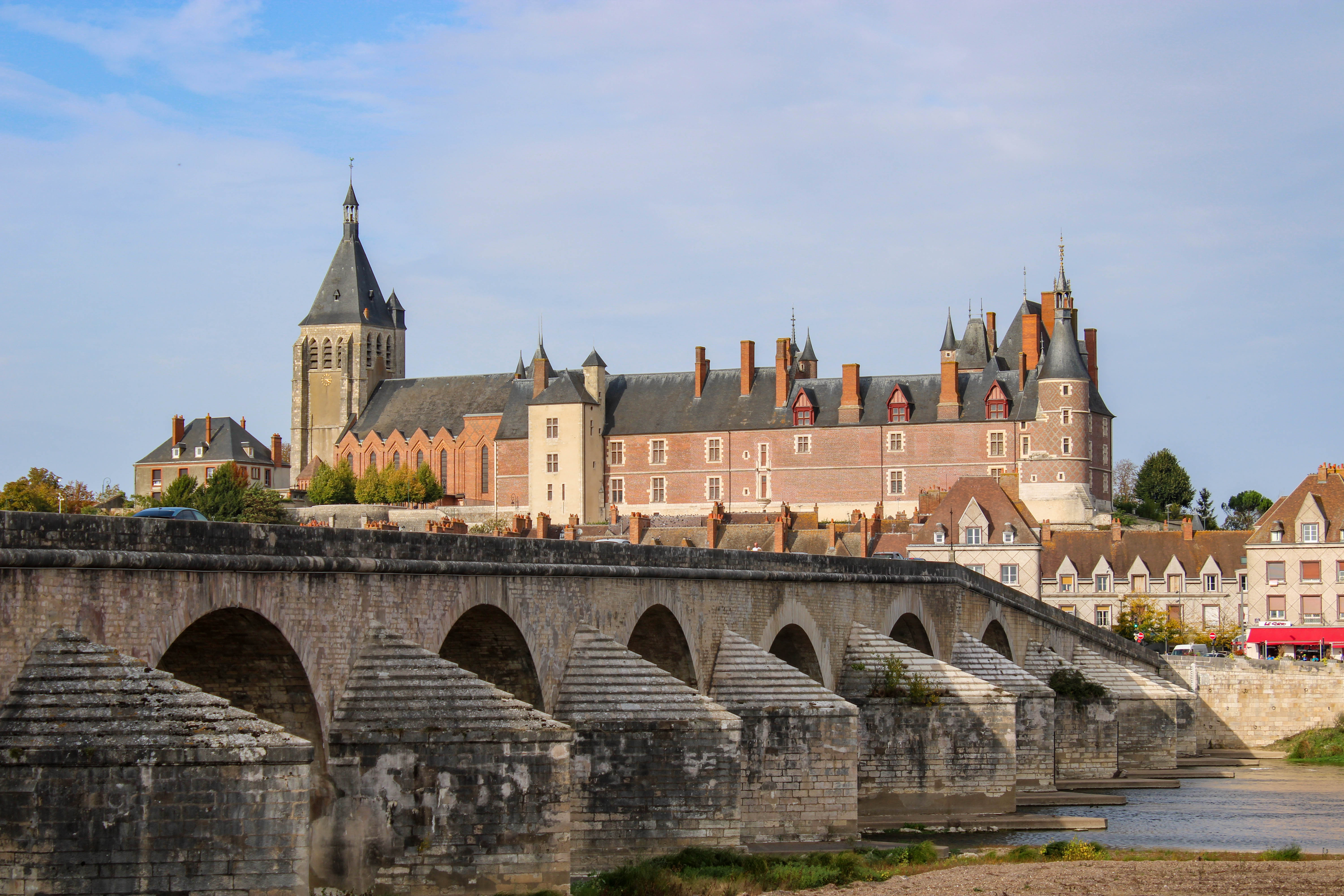 Le Château-musée de Gien en péril - Parcours à pied