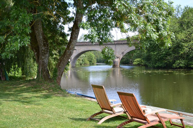 La Place Saint Martin, Marboué