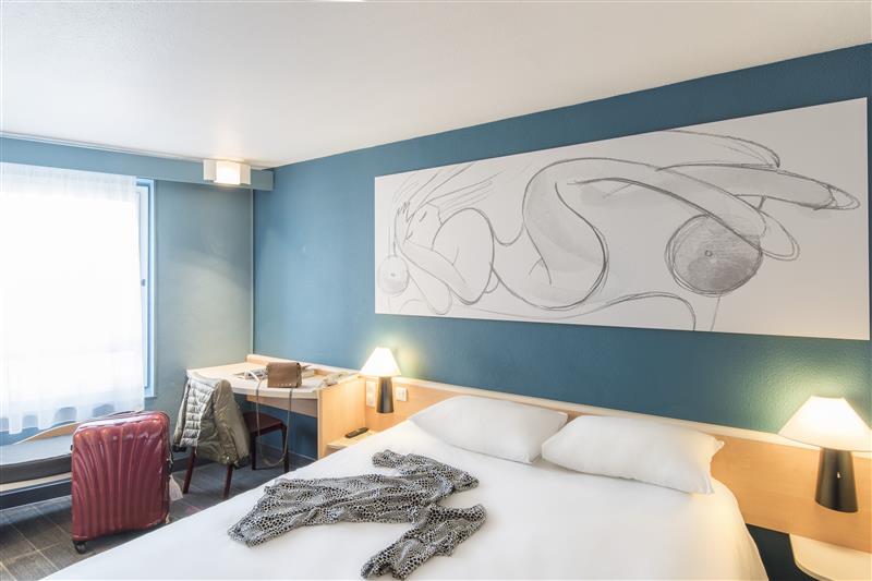 IBIS-ORLEANS-37