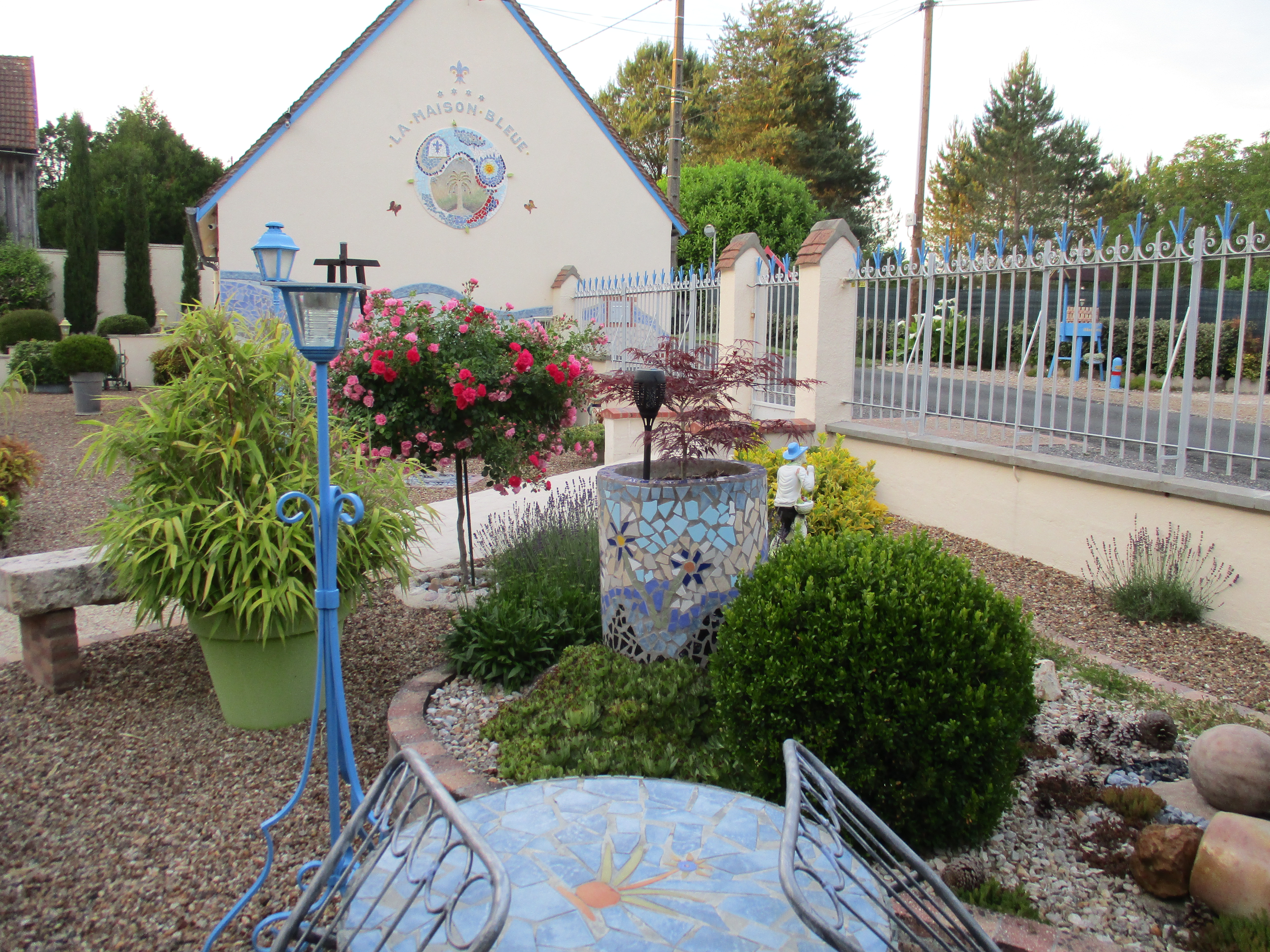 La maison bleue, Thésée - photo 11