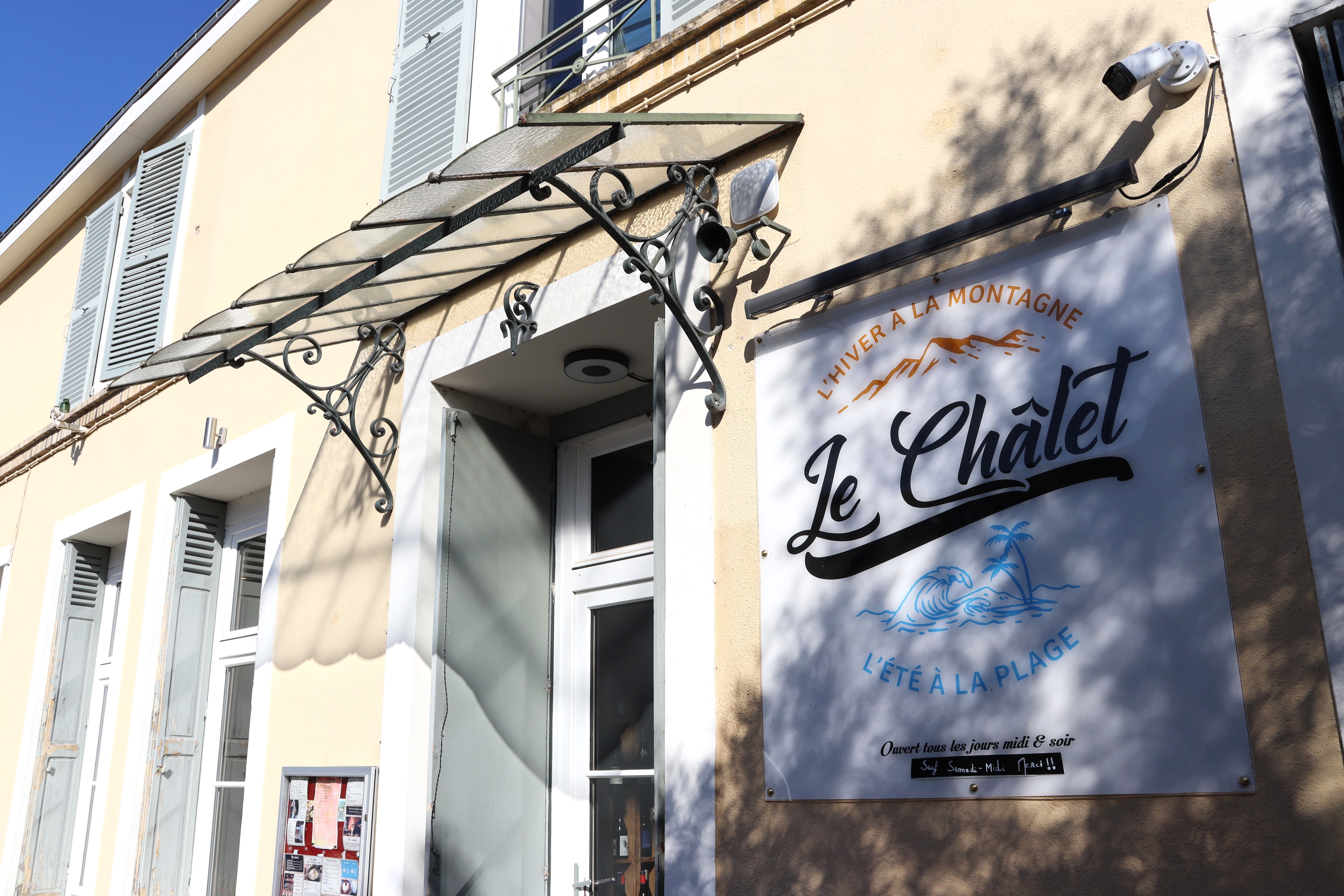 Le Châlet, Dreux - photo 3