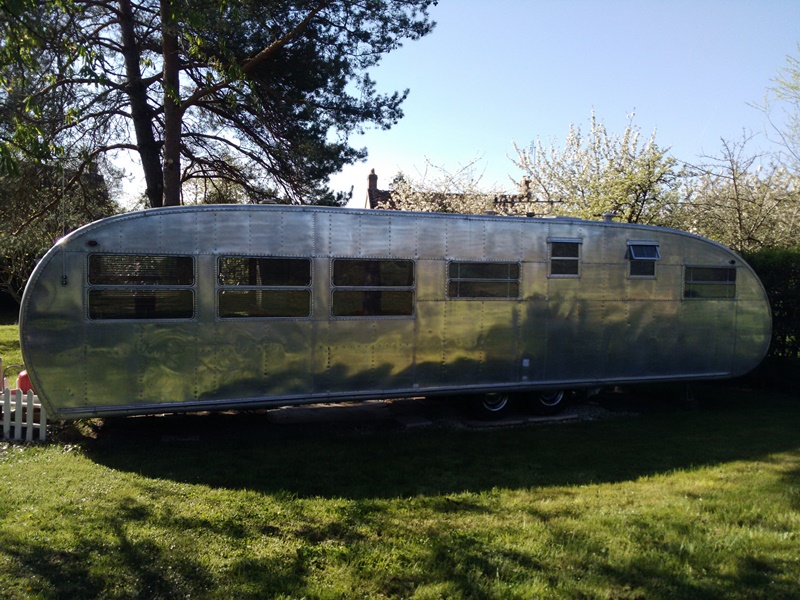 Caravane américaine de collection : Royal Spartanette 1951, Ciron - photo 2
