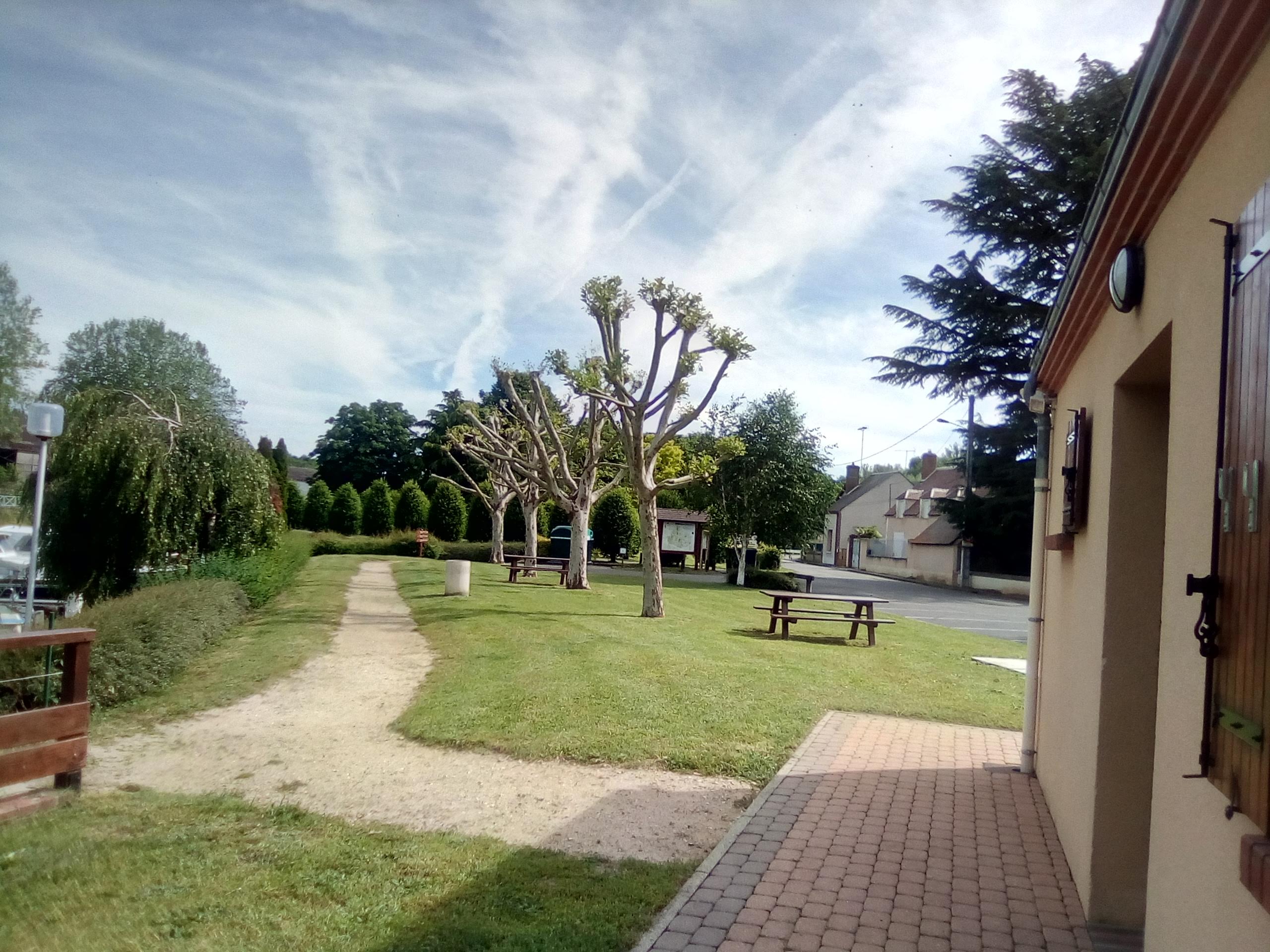 Halte nautique, Sainte-Geneviève-des-Bois