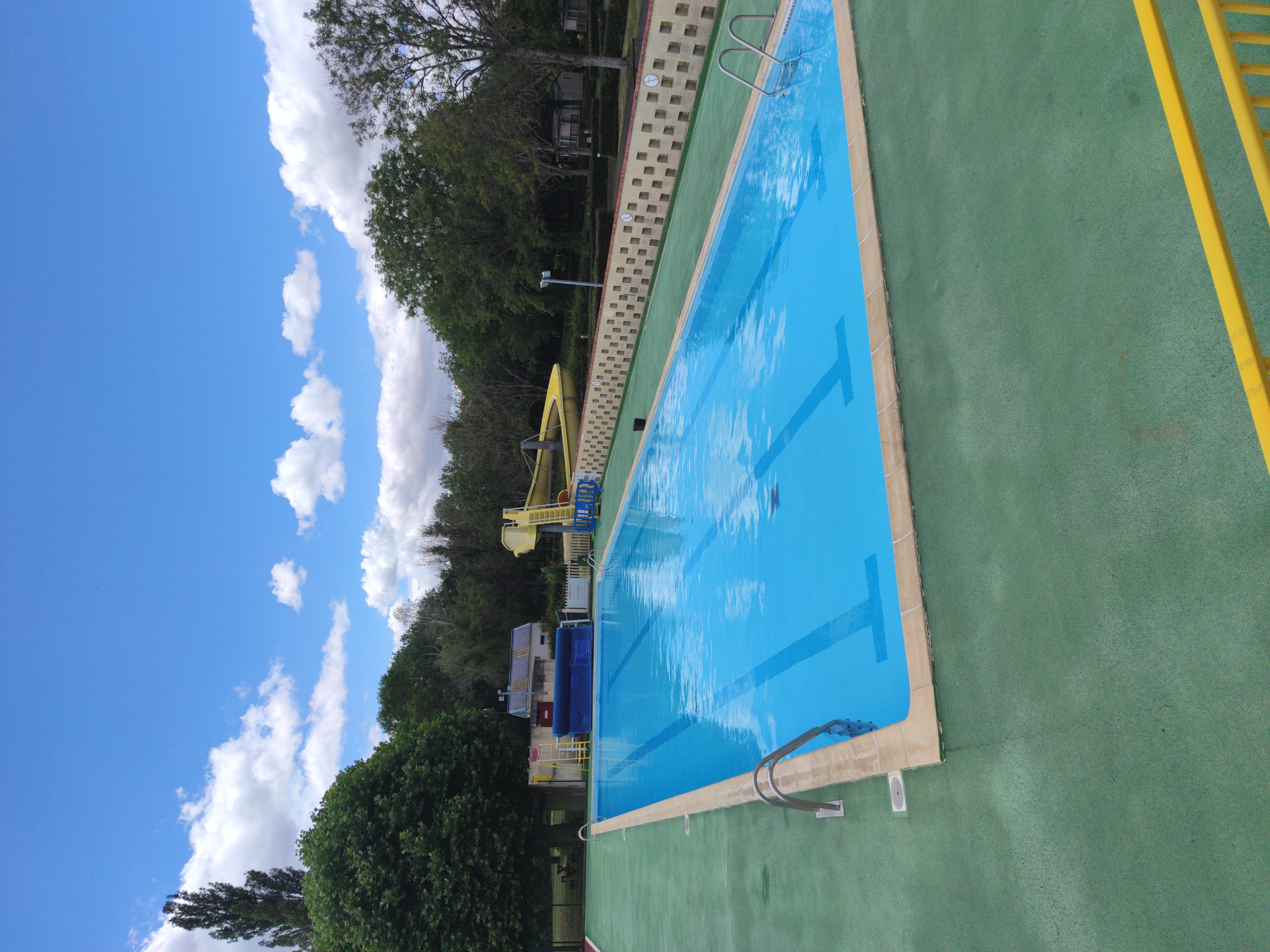 Piscine communautaire, Savigny-sur-Braye