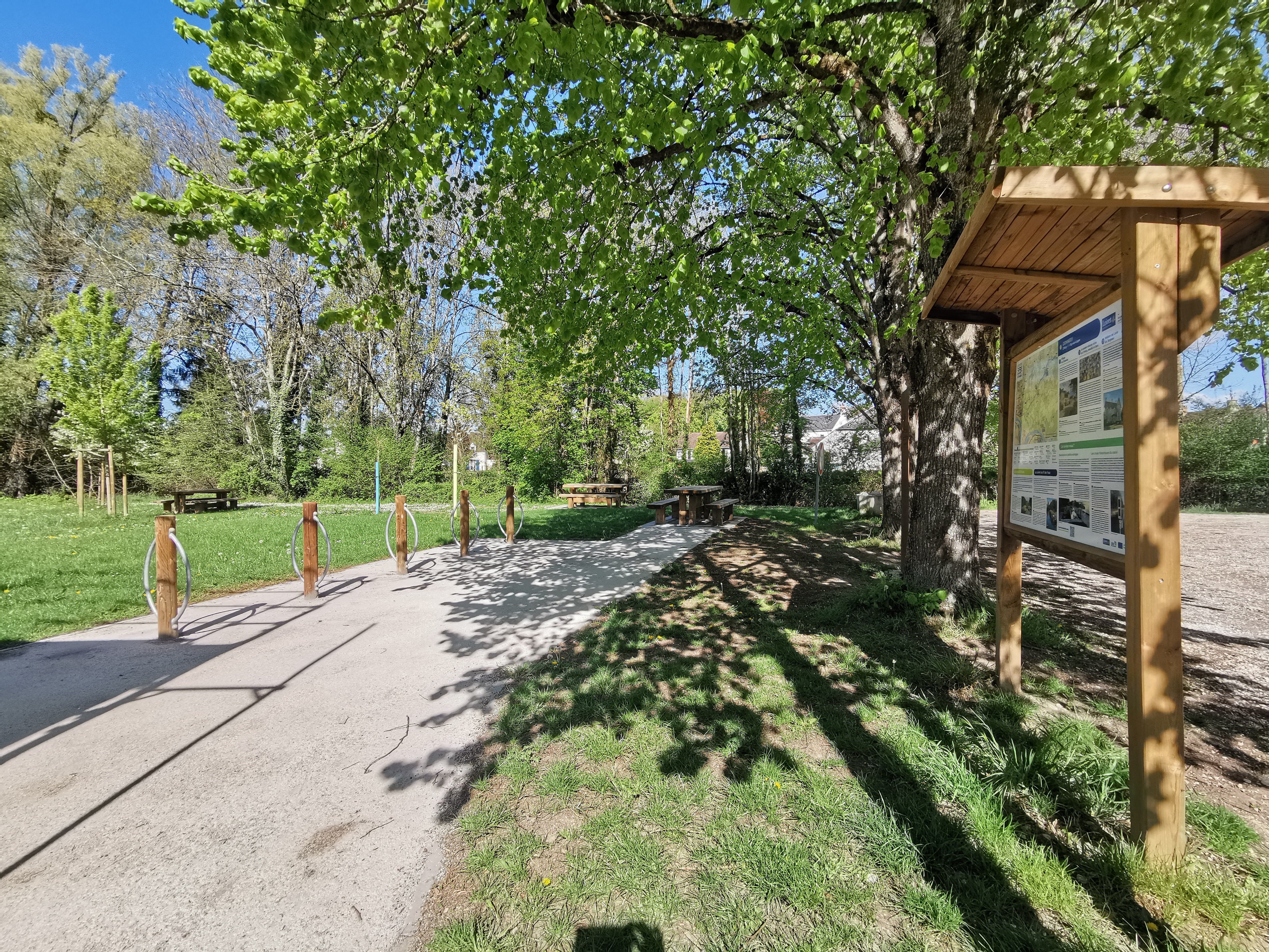 Aire de service du Canal d'Orléans à Donnery