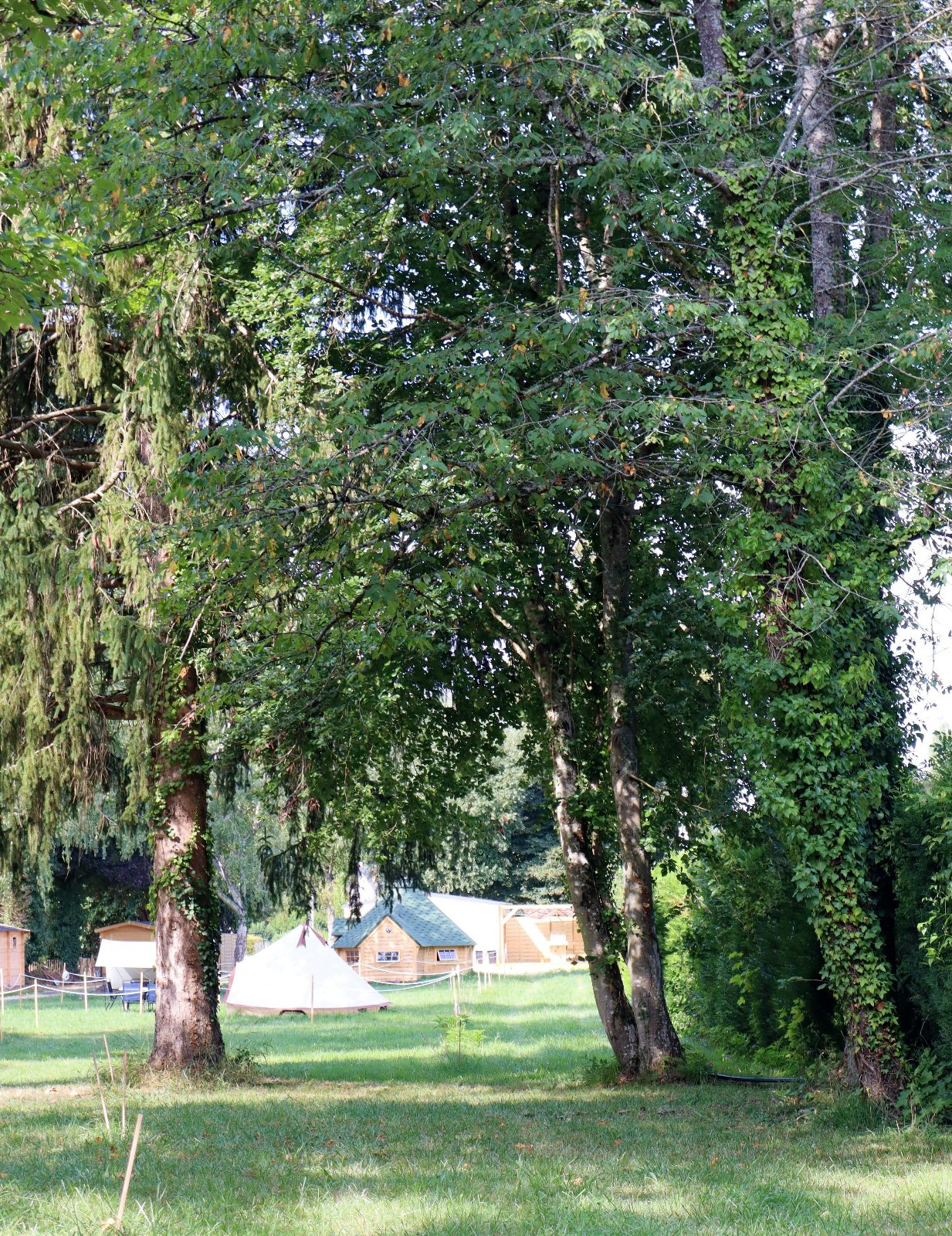 Camping Le Bois des Elfes, Fay-aux-Loges