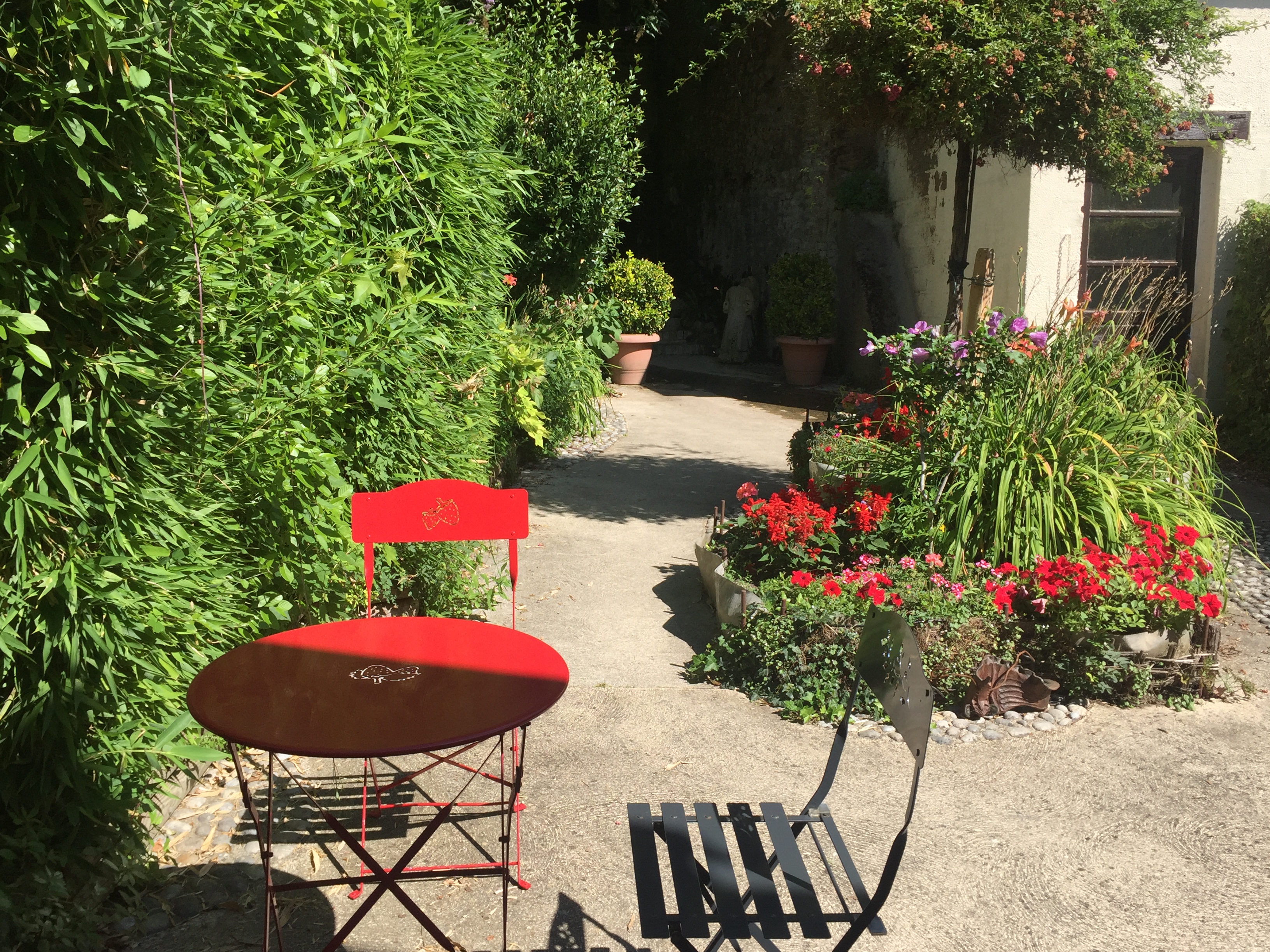 Grotte pétrifiante, Troo - photo 3