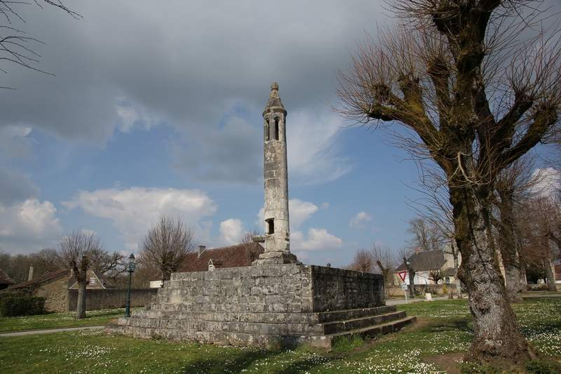 Lanterne des morts, Ciron - photo 3