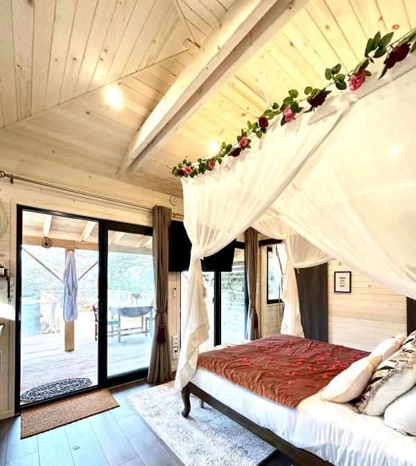 Berry Séjours Cabane et SPA, Malicornay