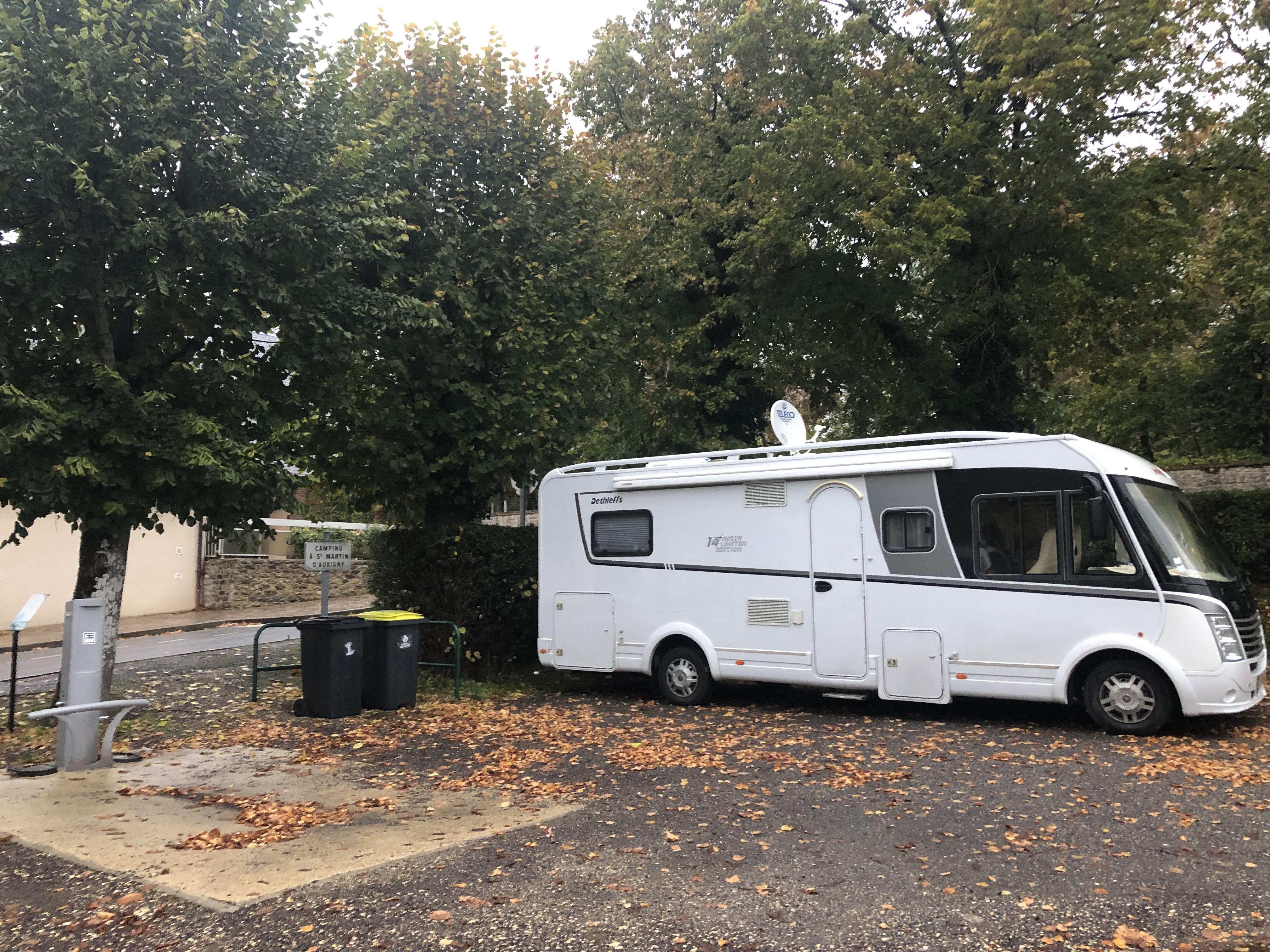 Aire de service de Menetou-Salon, Menetou-Salon