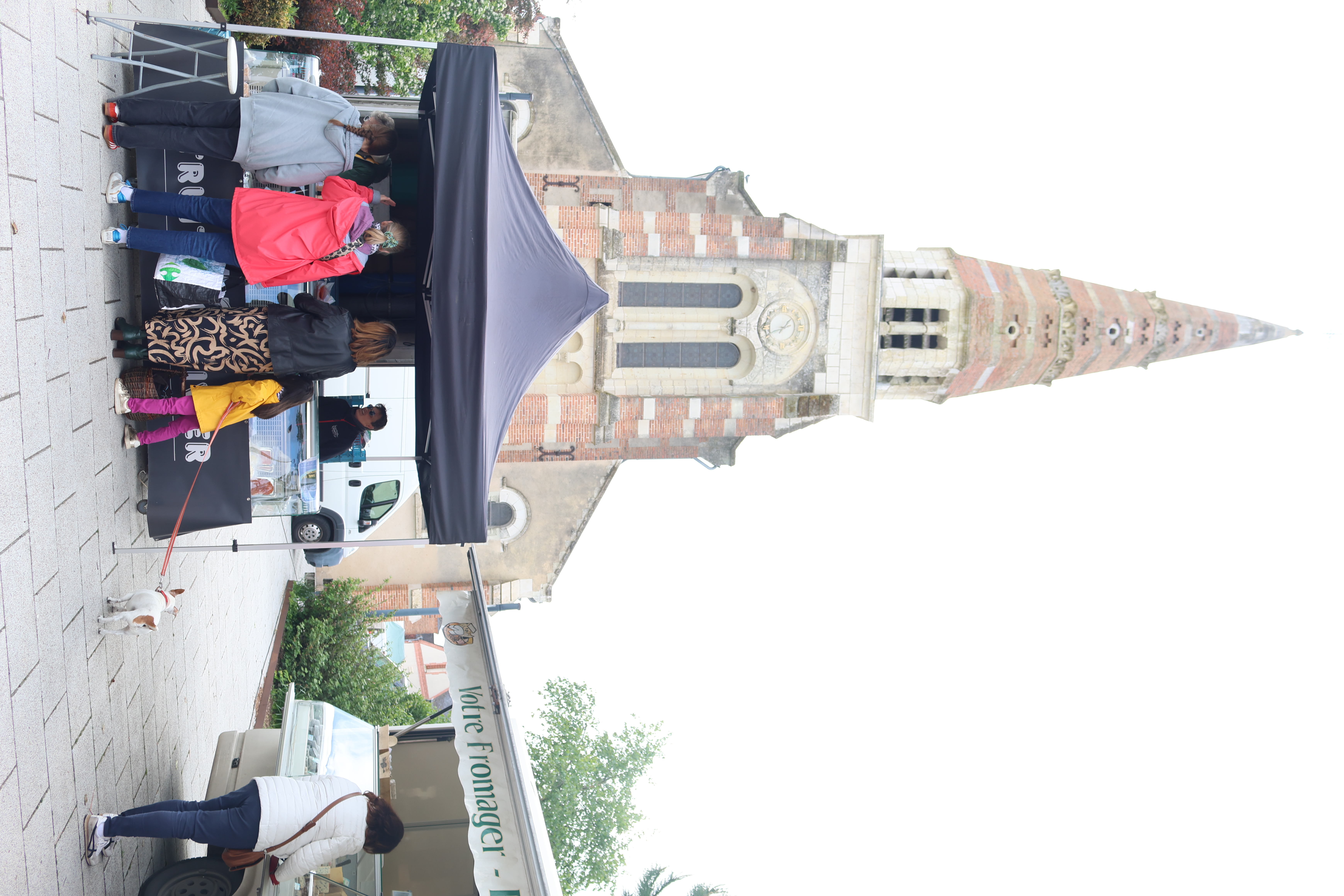 Marché hebdomadaire de Lamotte-Beuvron