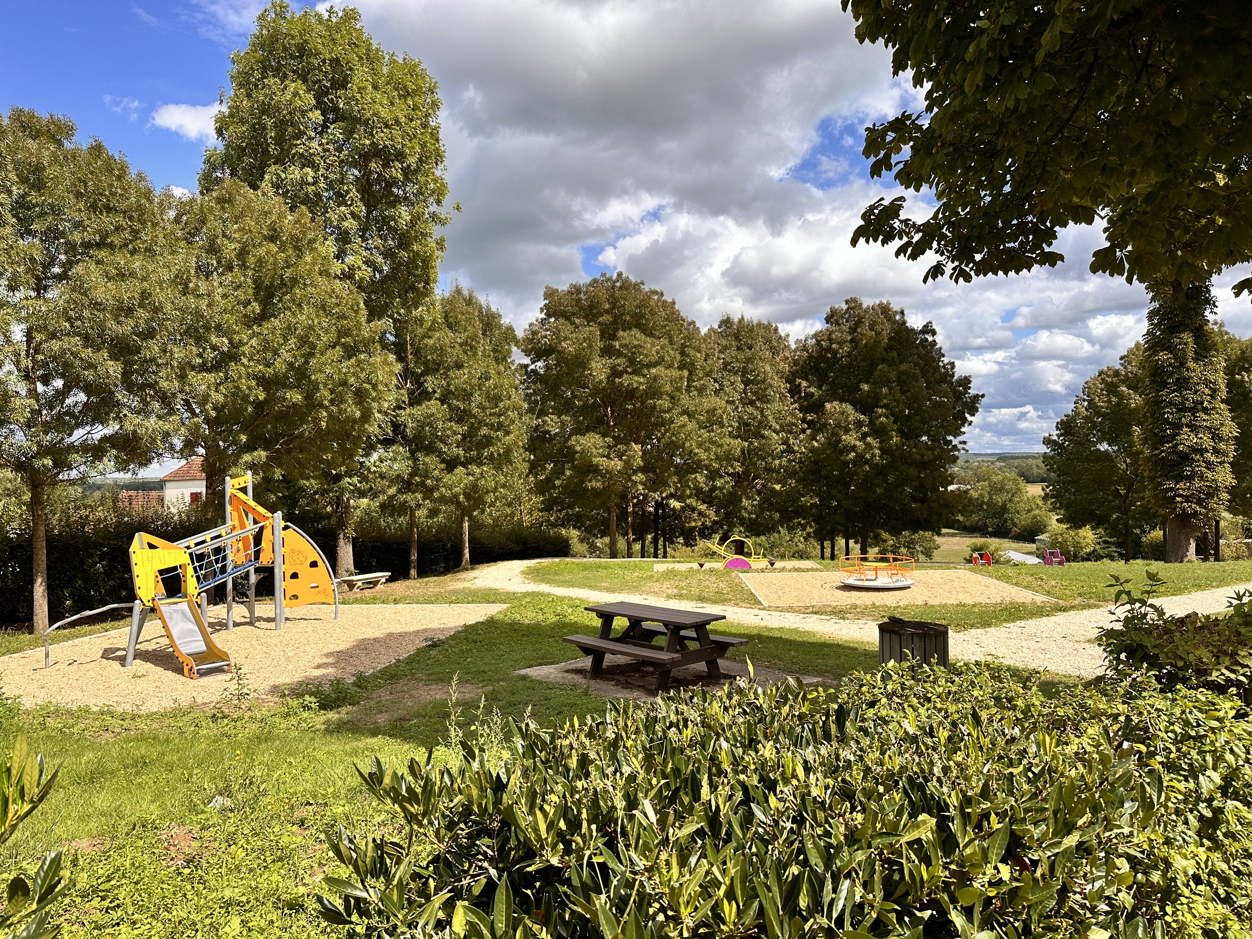 Aire de jeux et de pique-nique de la maison Marret - photo 2