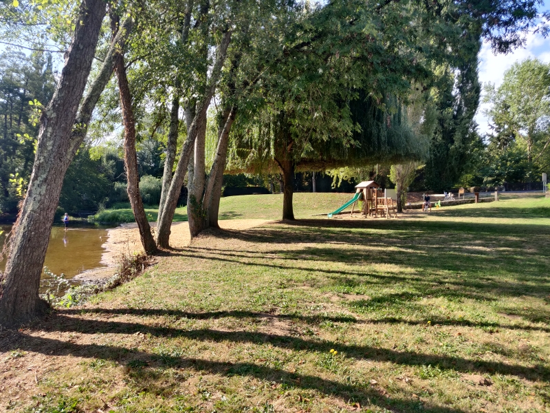 Plage de Lurais, Lurais