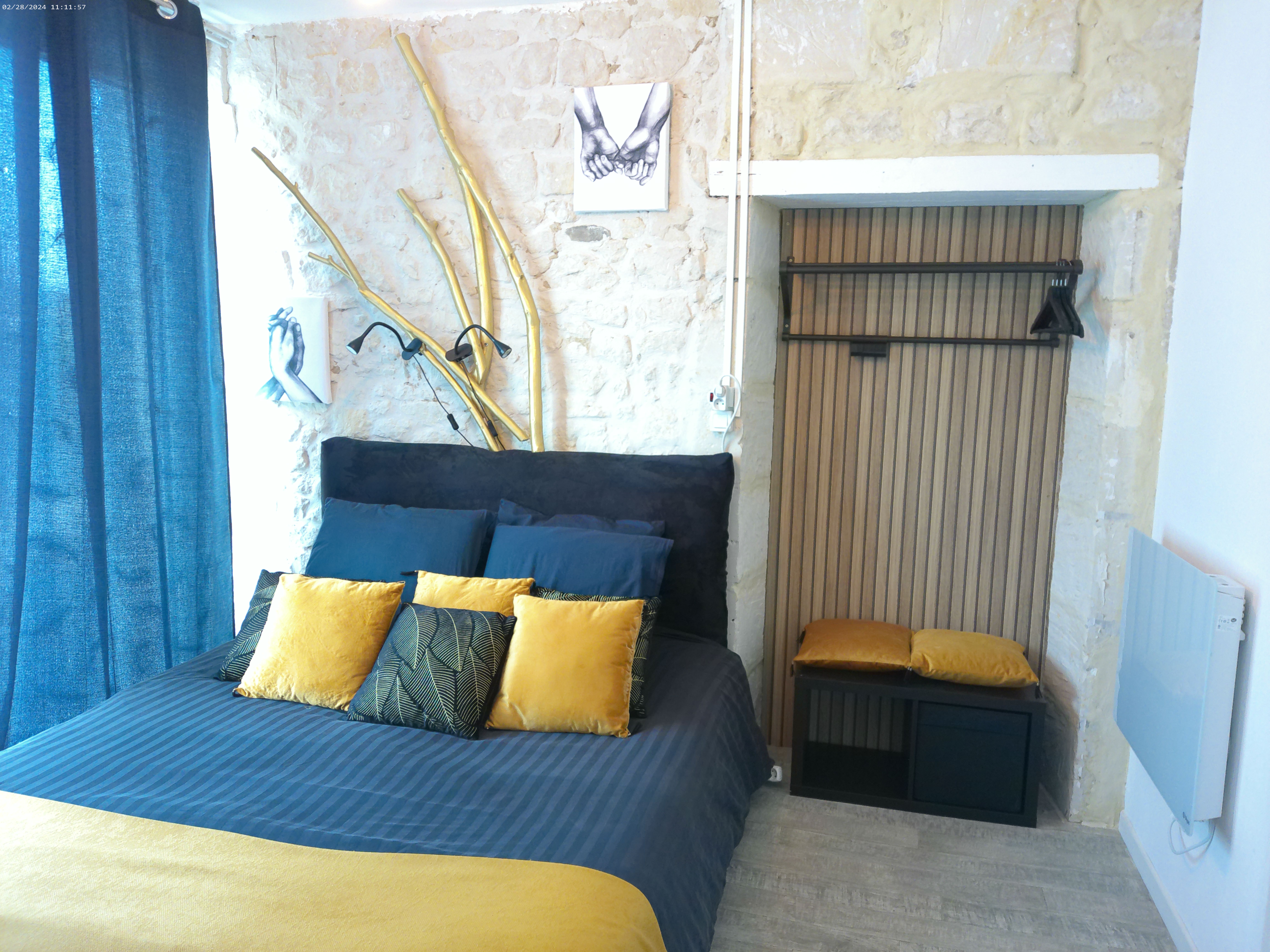 A 2 Pas d'Azay, Neuil - photo 5