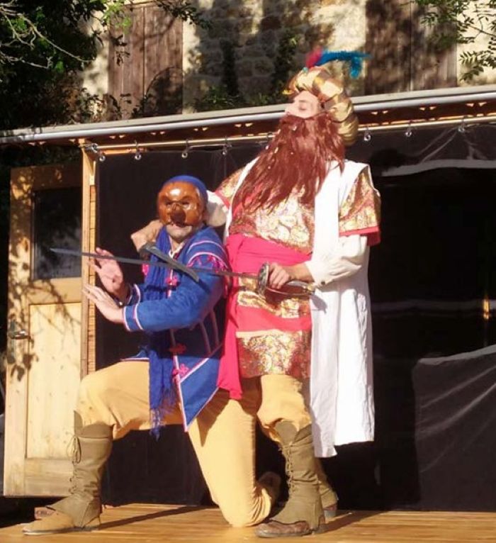 Spectacle en roulotte "Le Trésor de Radja le Rouge"