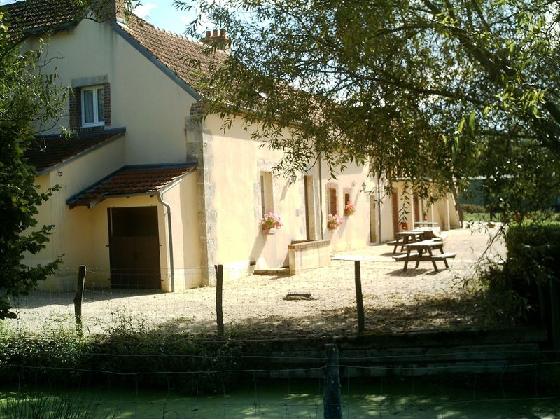 Gîte de séjour Les Cerfs, Nevoy - photo 3