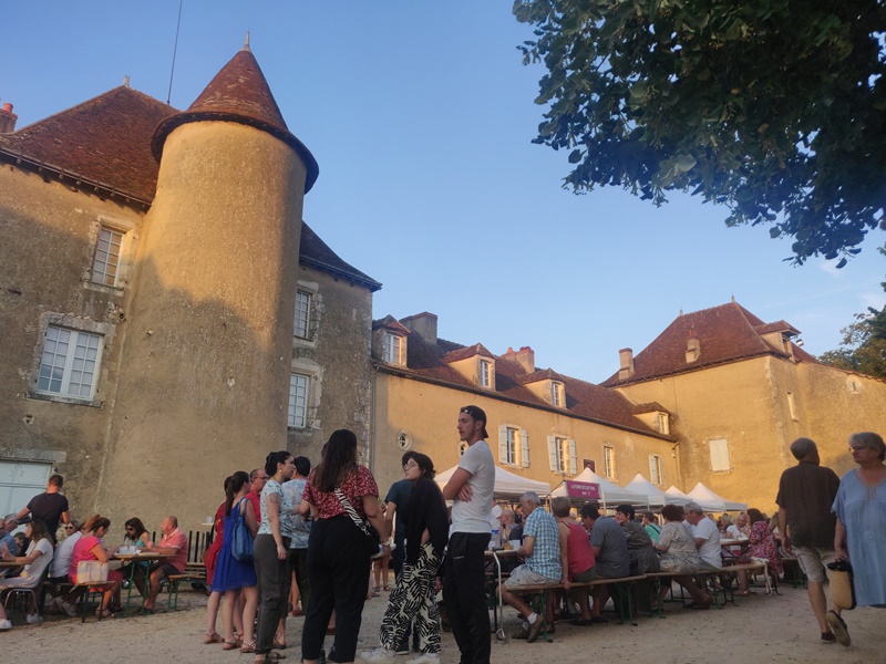 Marché gourmand, Le Blanc