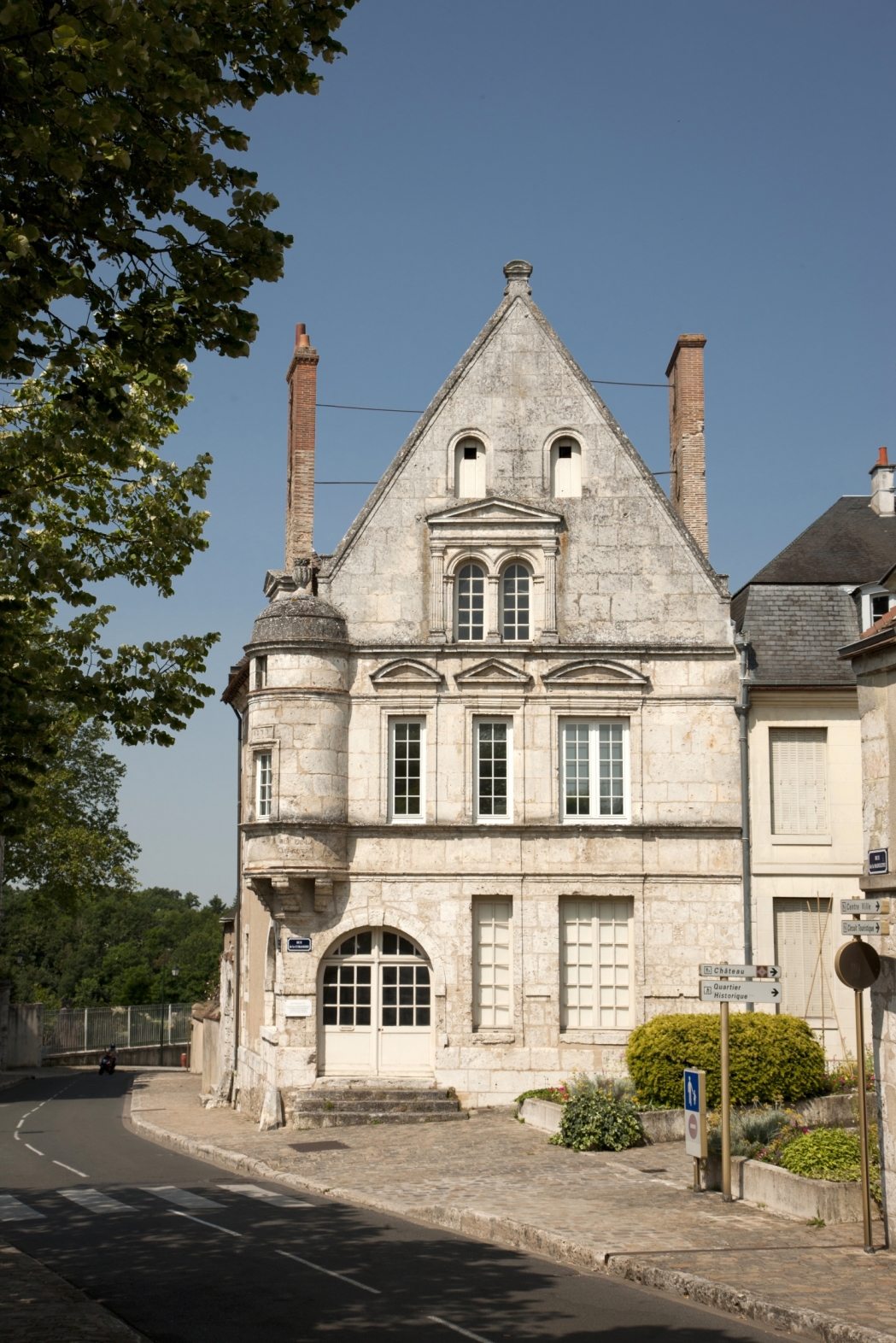 Centre historique de Châteaudun, Châteaudun - photo 6