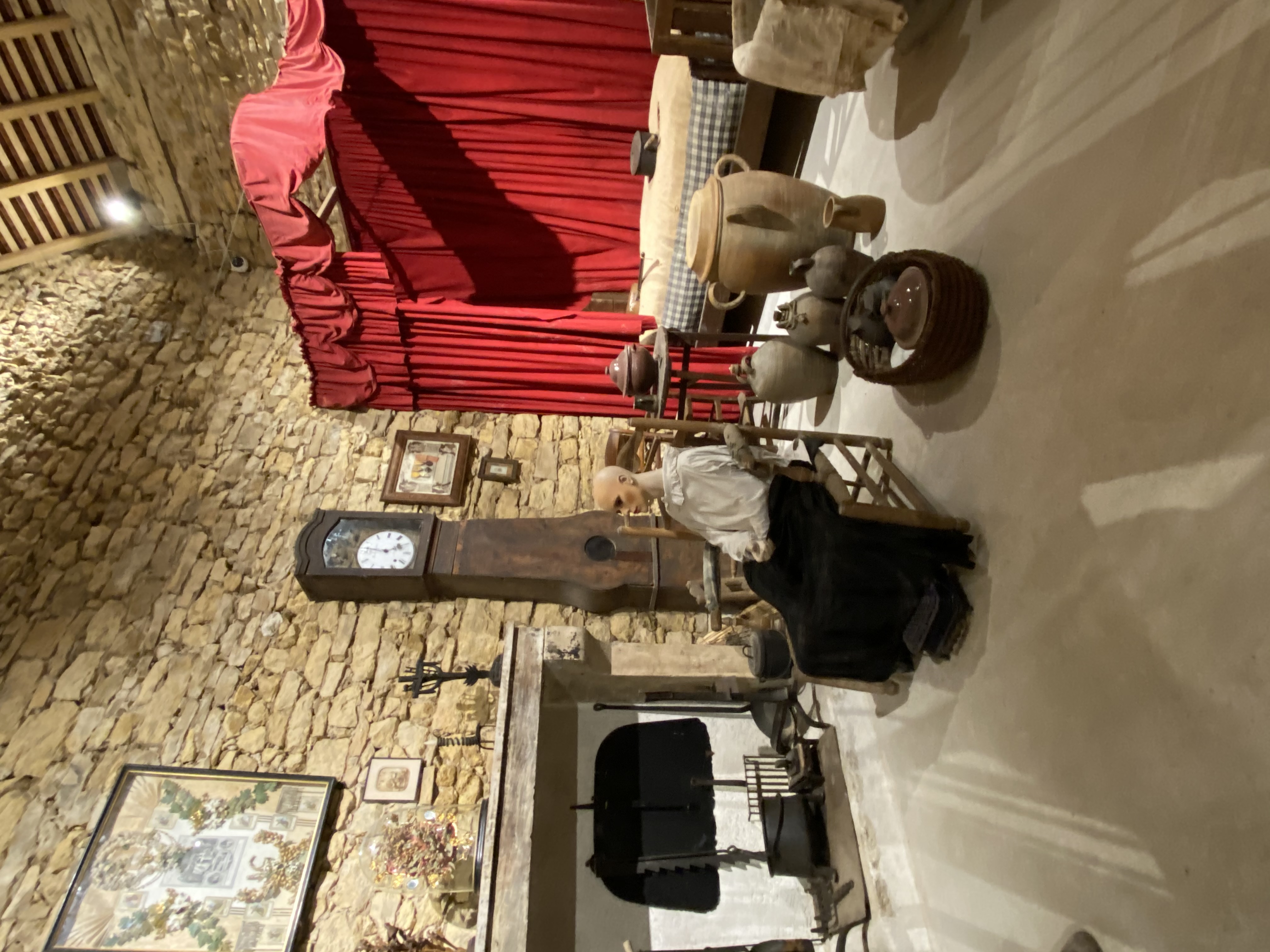 Musée des arts et traditions populaires, Ainay-le-Vieil - photo 3