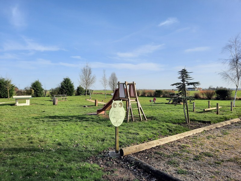 Aire de jeux d'Ouvrouër-les-Champs, Ouvrouer-les-Champs