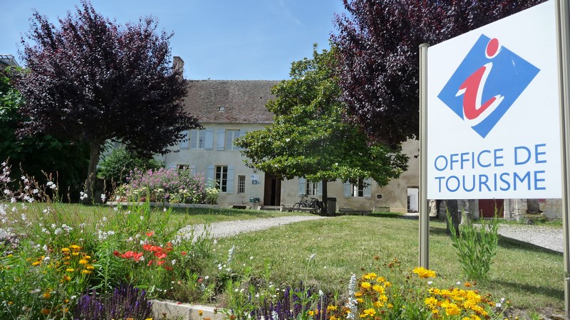 Office de tourisme Terres de Loire et Canaux – Bureau d’accueil de Beaulieu-sur-Loire©