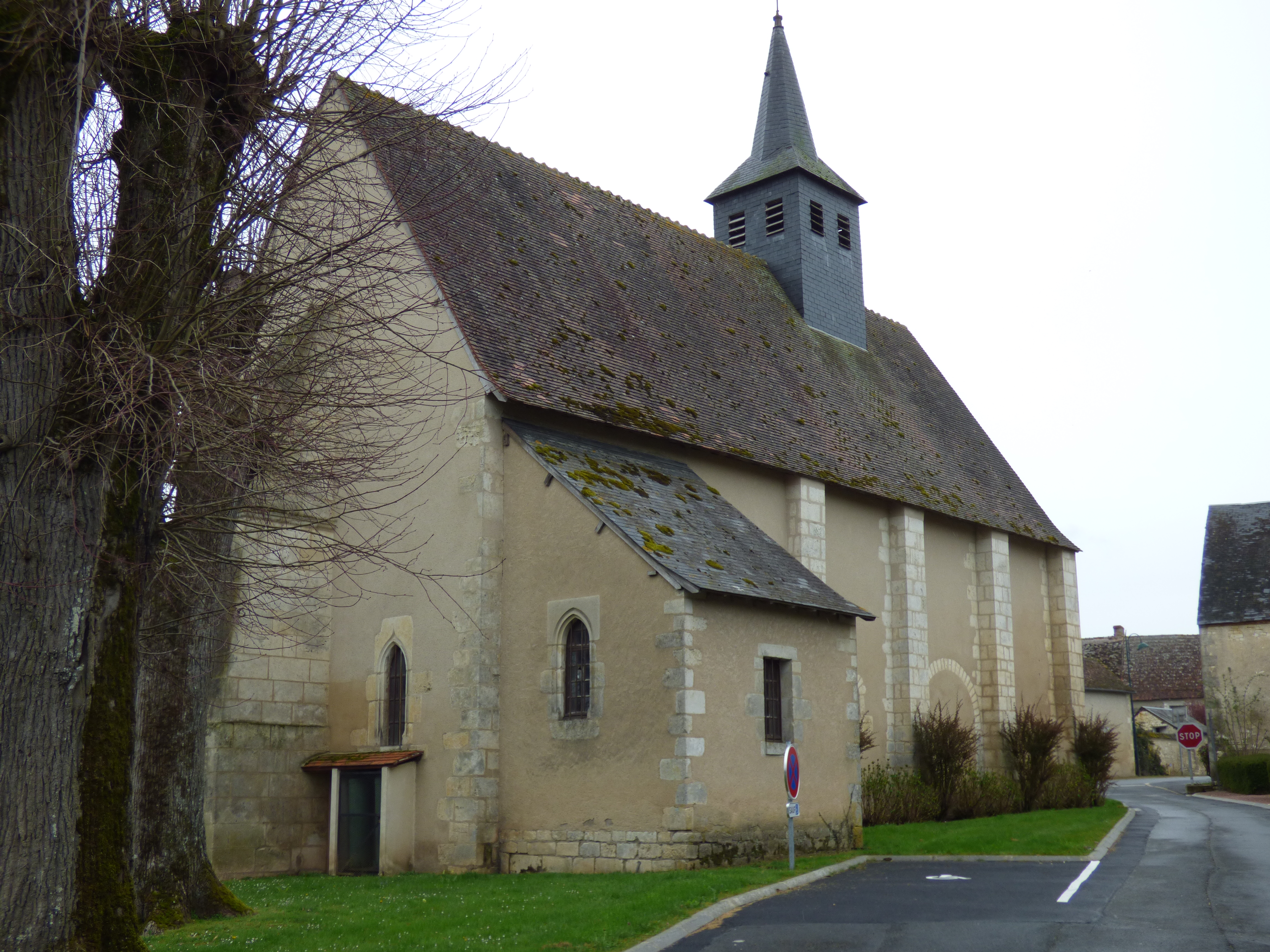 Eglise Saint-Saturnin, Vouillon