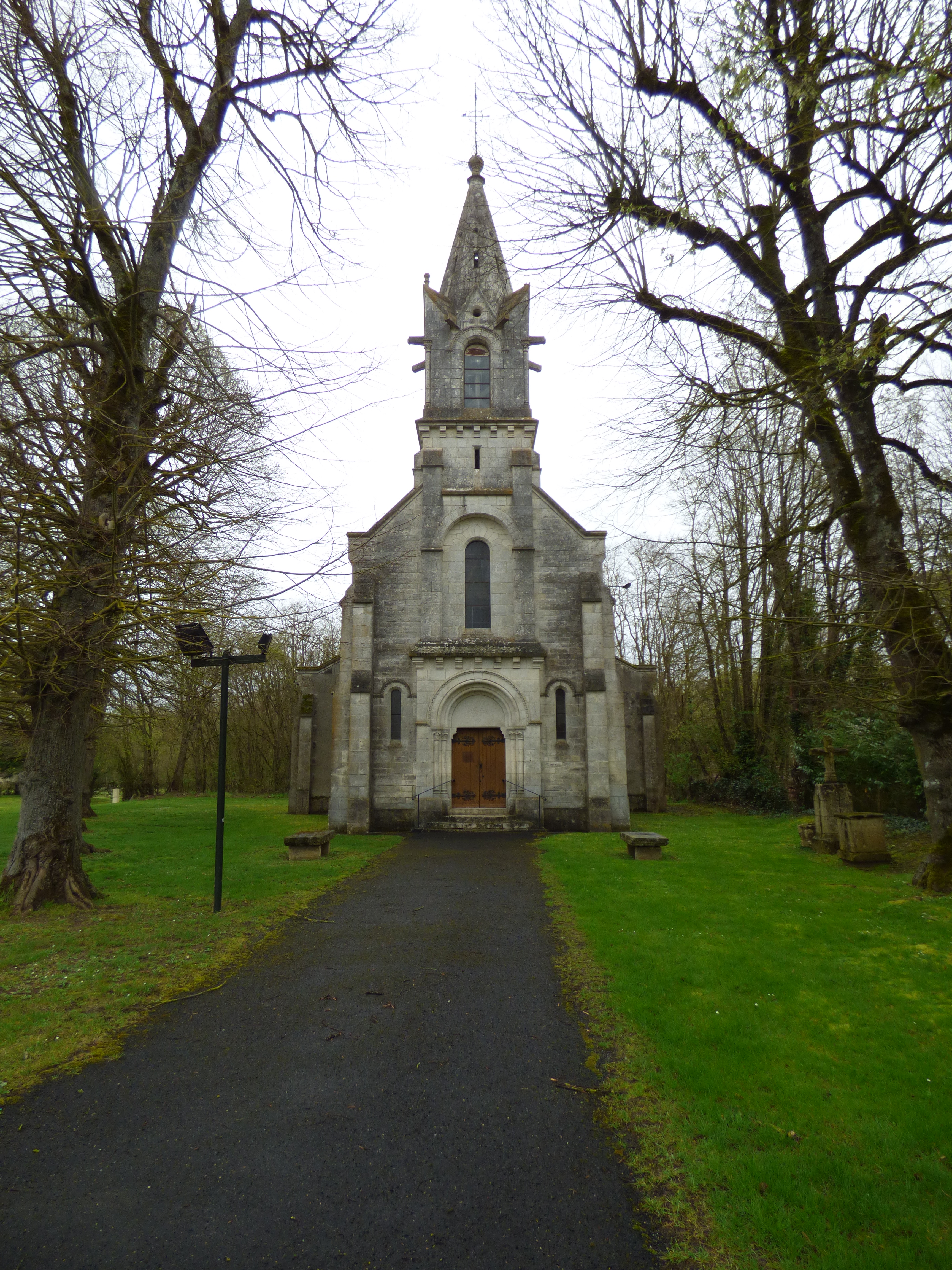 Eglise Saint-Etienne  France Centre-Val de Loire Indre Brives 36100