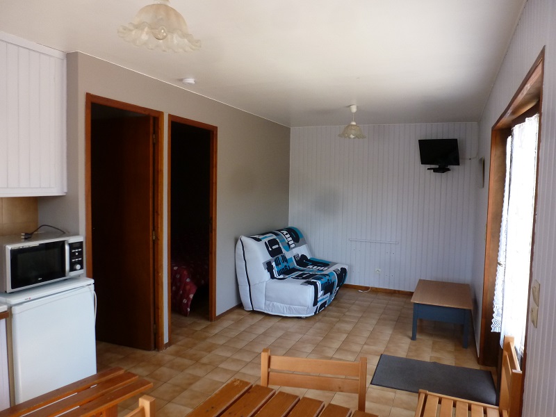 Gîte forestier n°14, Nesploy