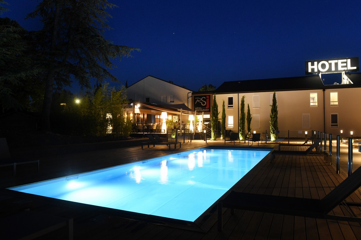 Superchargeur Tesla, Coings