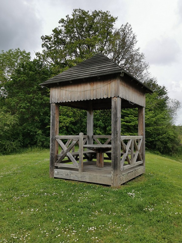 Aire de pique-nique de Sury-aux-Bois