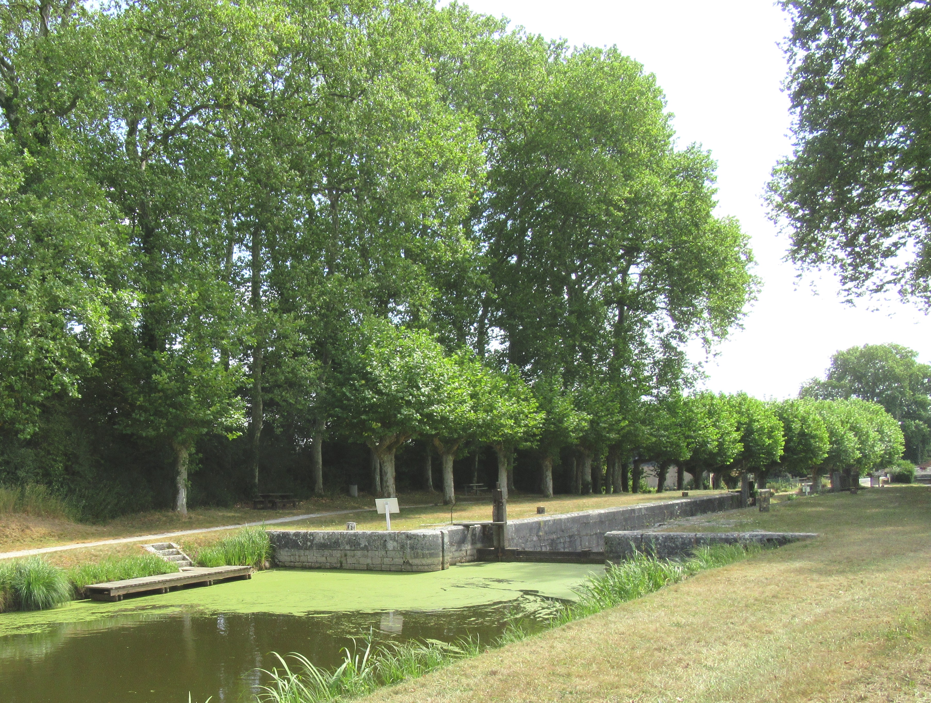 Aires de pique-nique de Vieilles Maisons sur Joudry - photo 3
