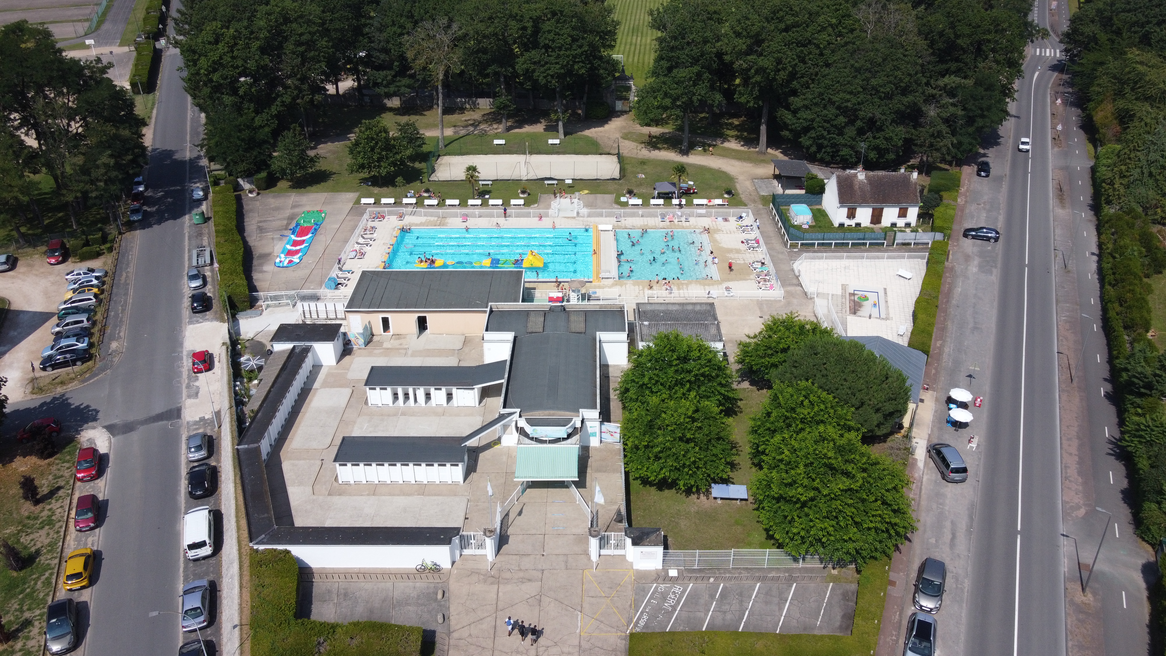 Piscine découverte R. Girardy