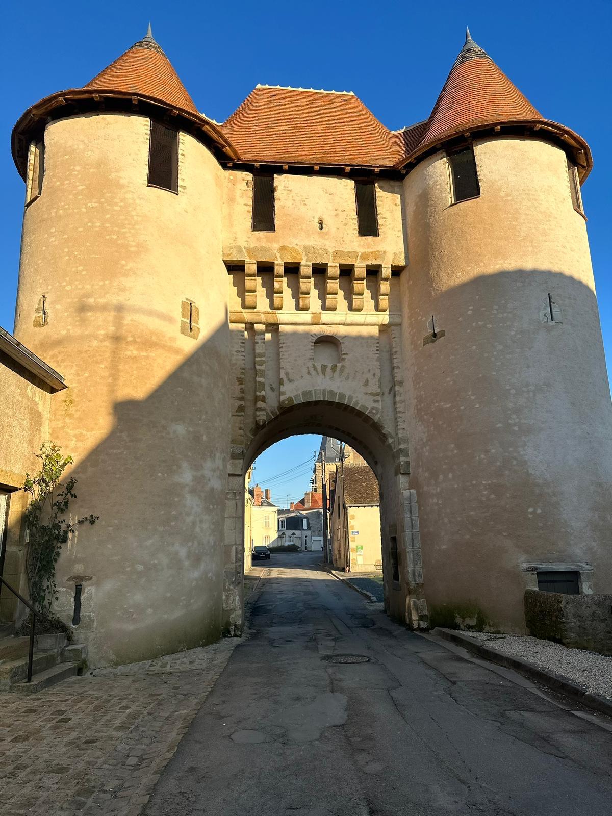 Porte de Champagne, Levroux - photo 2