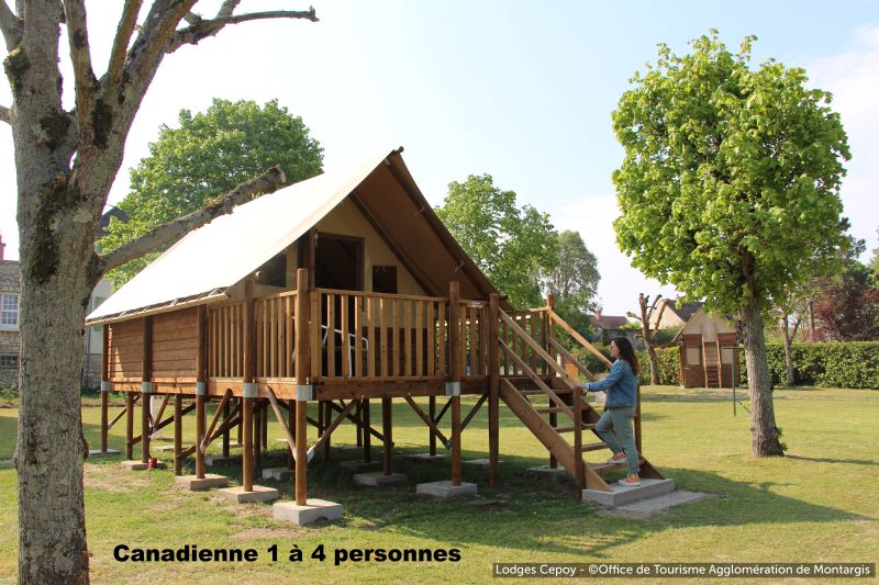 Camping des Rives du Loing Image de couverture