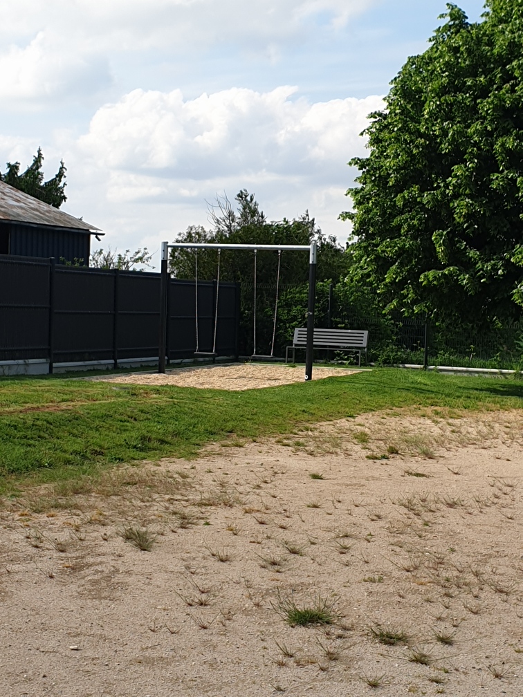 Aire de jeux de Châtillon-le-Roi, Châtillon-le-Roi