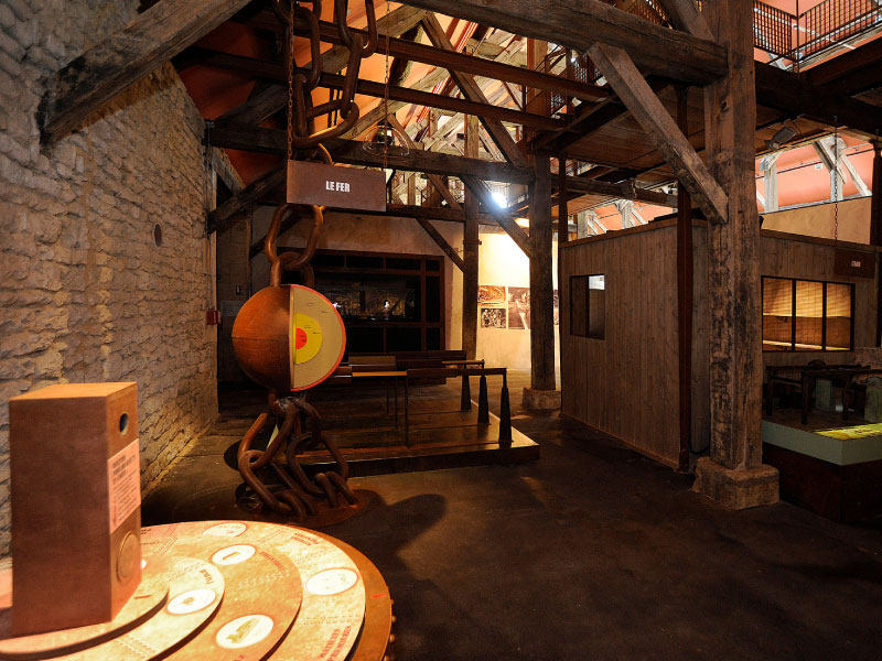 Espace Métal - Halle de Grossouvre, Grossouvre - photo 4