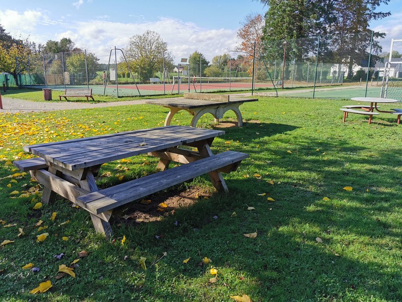 Aire de pique-nique de Sully-la-Chapelle