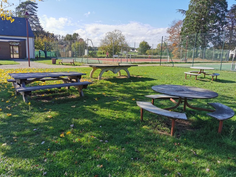 Aire de pique-nique de Sully-la-Chapelle - photo 2