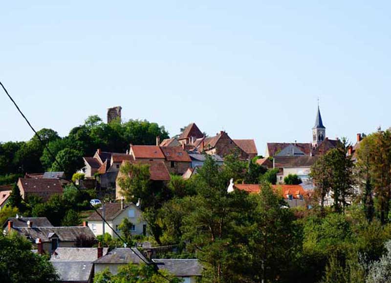 Année Dauvergne : Sainte-Sévère-sur-Indre, une commune marquée par les Dauvergne Image de couverture