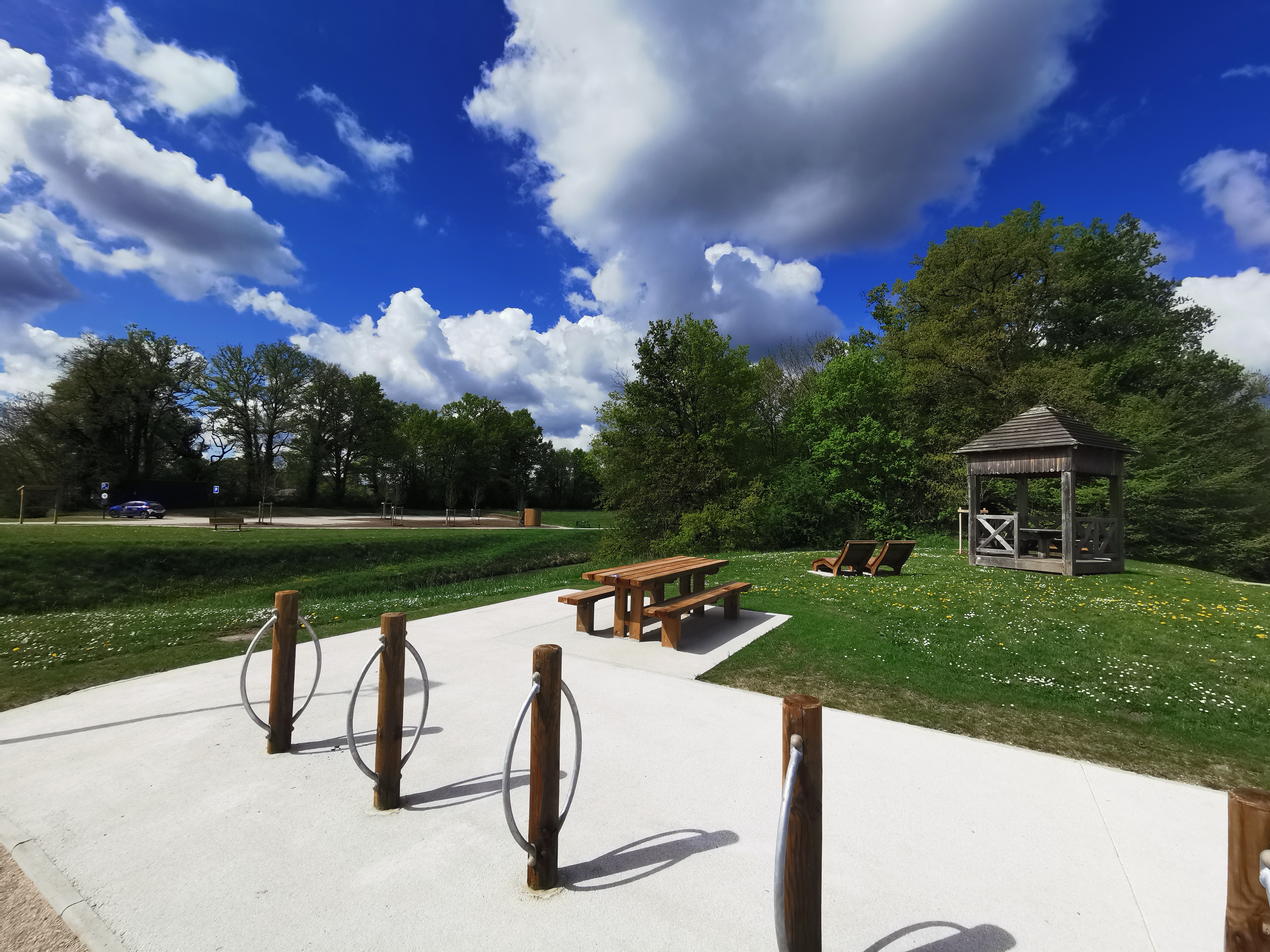 Aire de service du Canal d'Orléans à Sury-aux-Bois, Sury-aux-Bois - photo 2