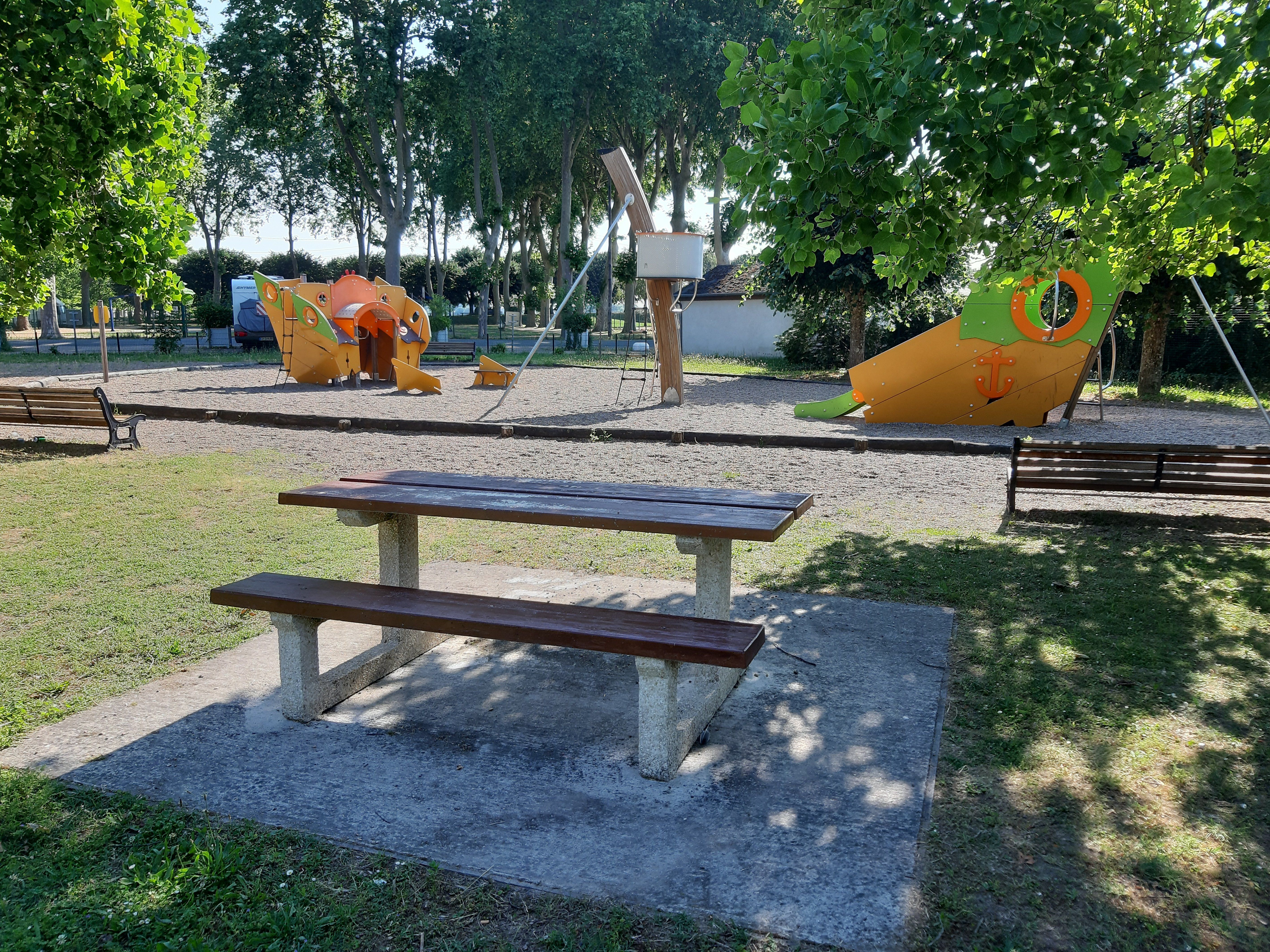 Aire de pique-nique à Meung-sur-Loire (bord des Mauves) - photo 2