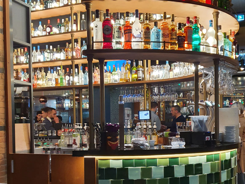 Taverne1