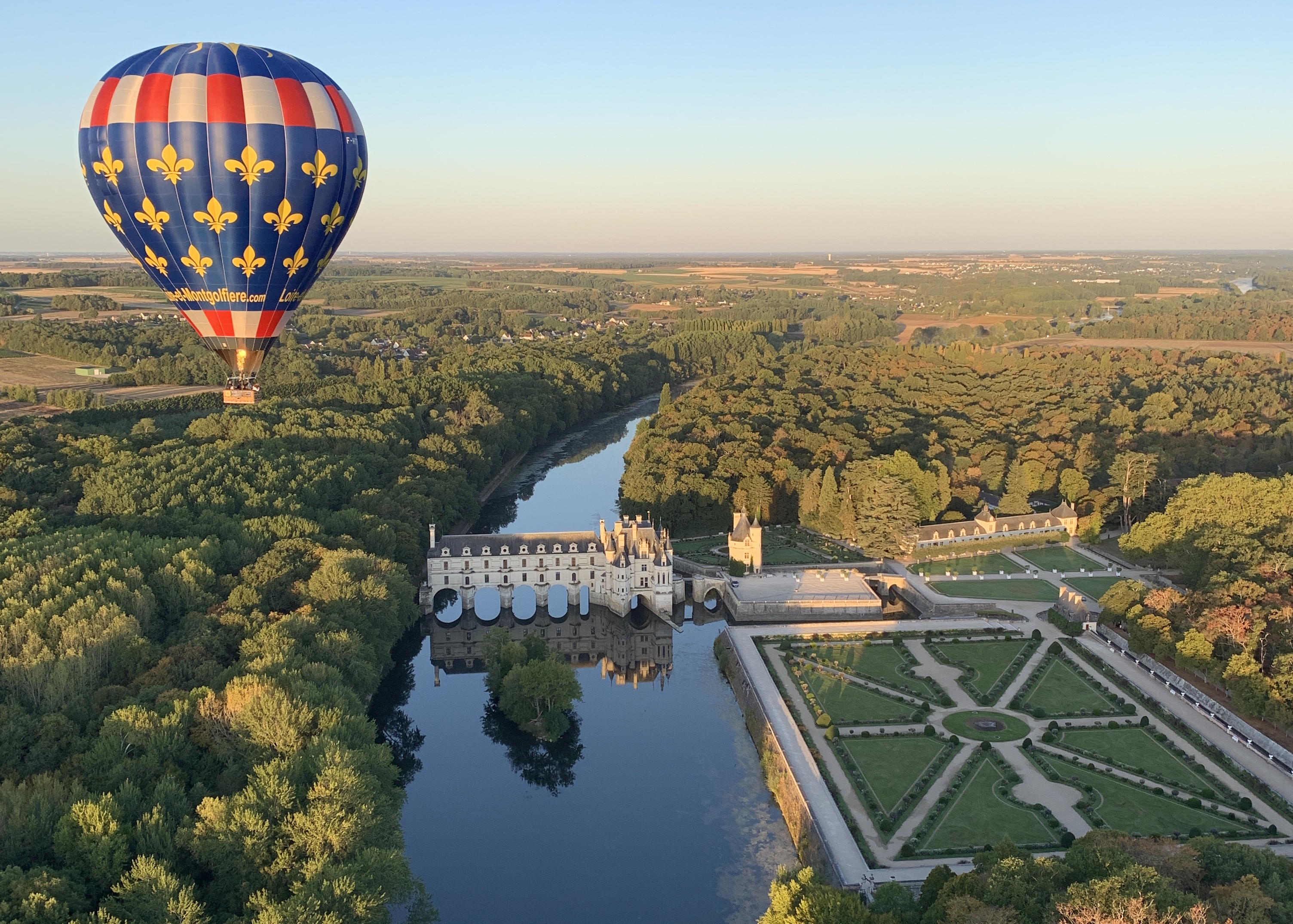 Touraine, Terre d'Envol / Loire et Montgolfière, Angé