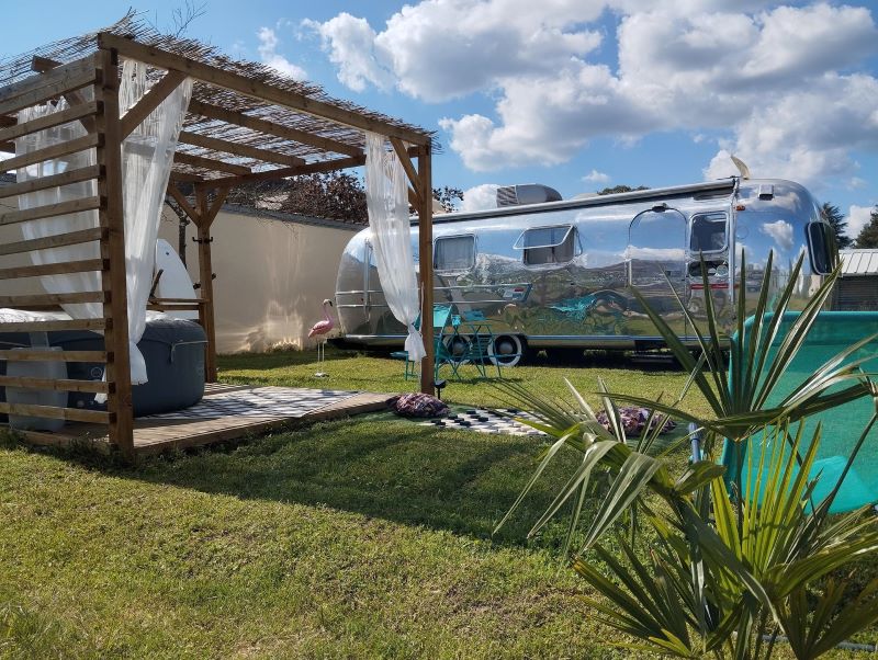 Caravane Airstream, Chabris
