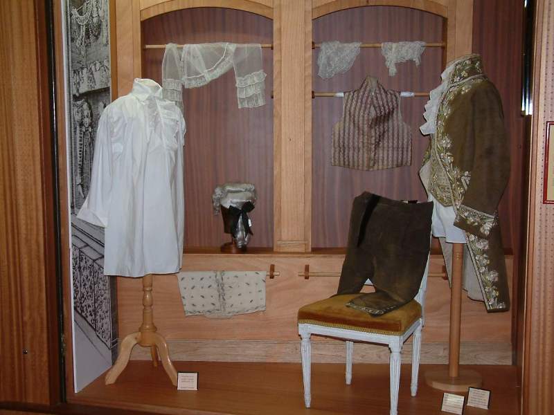Musée de la chemiserie et de l'élégance masculine et son jardin textile, Argenton-sur-Creuse - photo 2